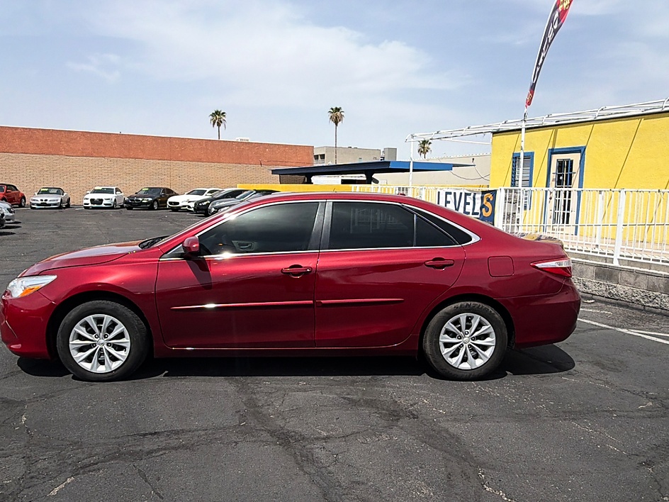 2017 Toyota Camry SE in Tucson, AZ — photo 7