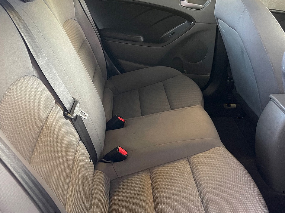 2017 KIA Forte LX in Tucson, AZ — photo 10