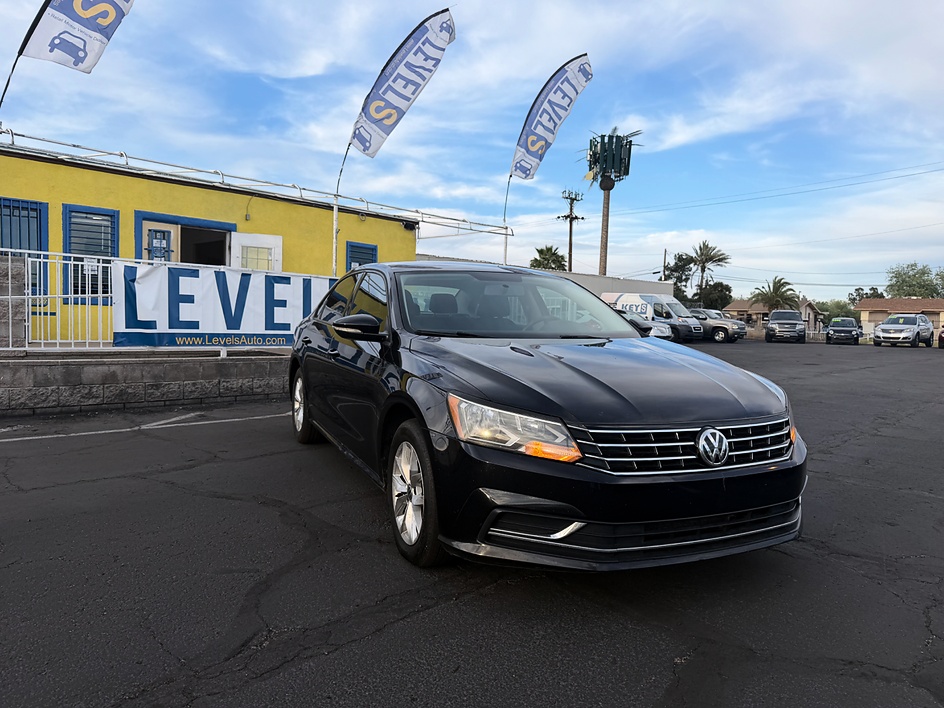 2018 Volkswagen Passat for sale in Tucson, AZ