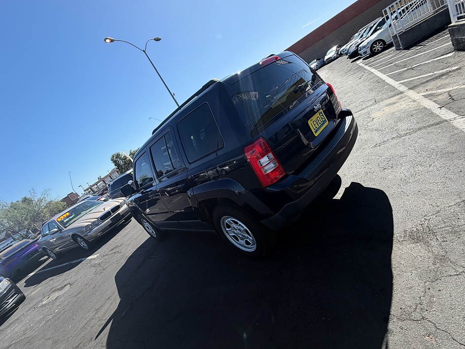 2014 Jeep Patriot Sport in Tucson, AZ — photo 7