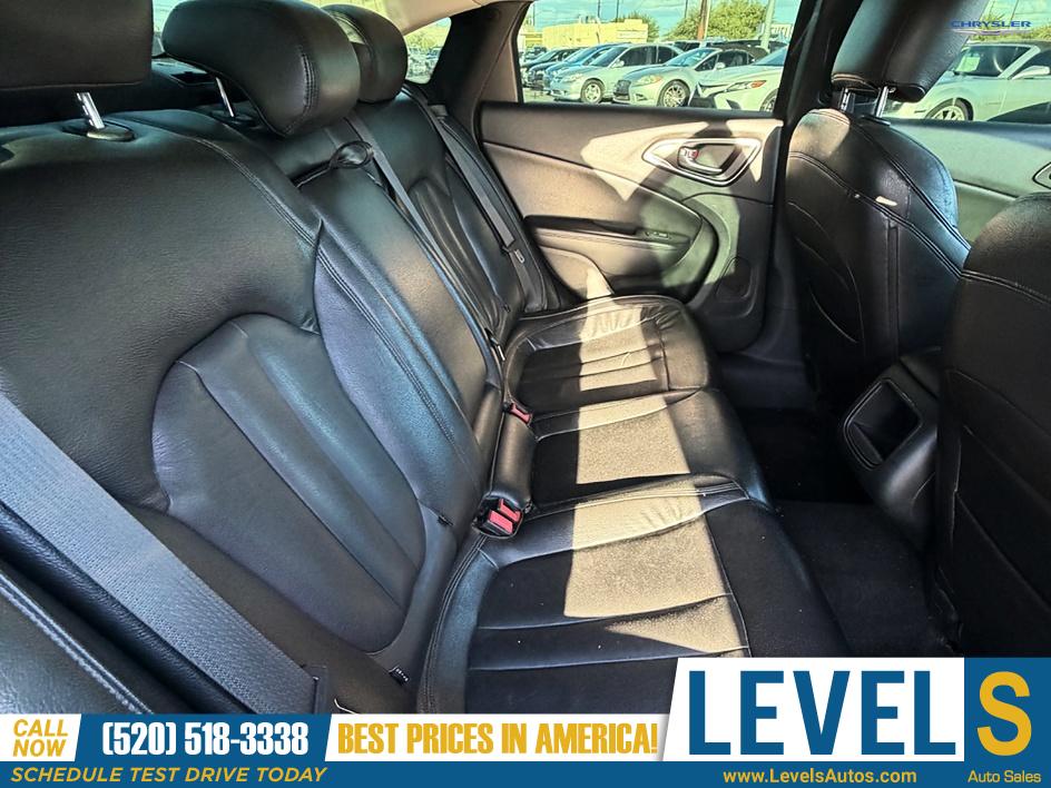 2016 Chrysler 200 Limited in Tucson, AZ — photo 12