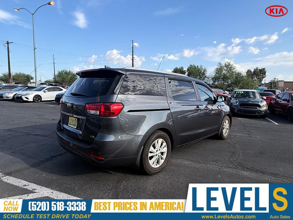 2016 KIA Sedona LX in Tucson, AZ — photo 12