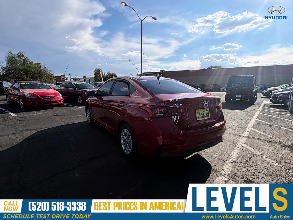 2019 Hyundai Accent SE in Tucson, AZ — photo 3