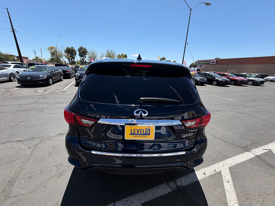 2019 Infiniti QX60 LUXE in Tucson, AZ — photo 2