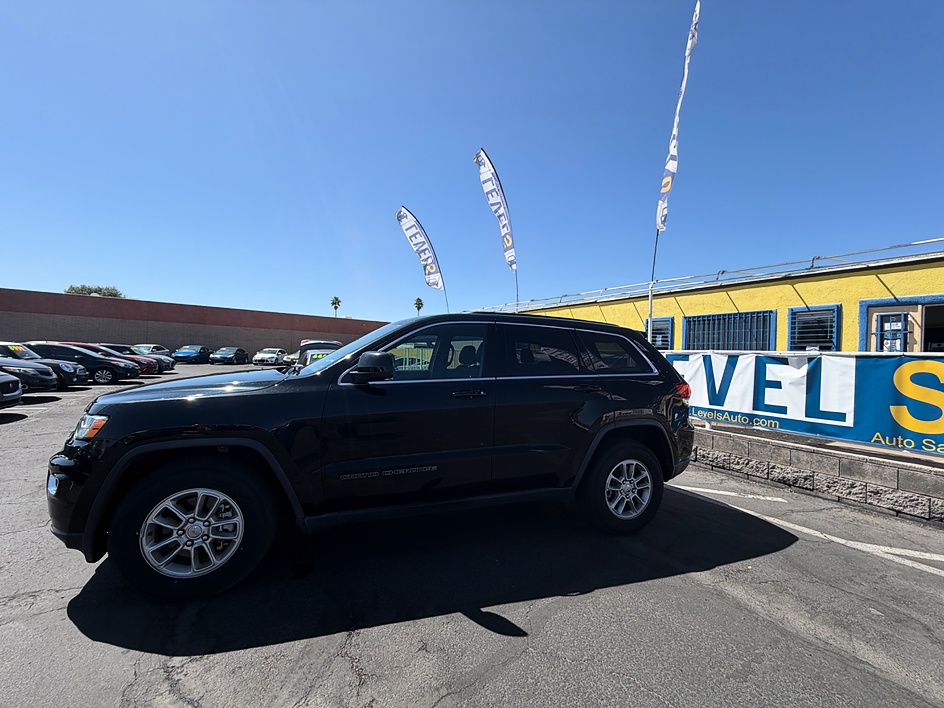 2019 Jeep Grand Cherokee Laredo in Tucson, AZ — photo 10