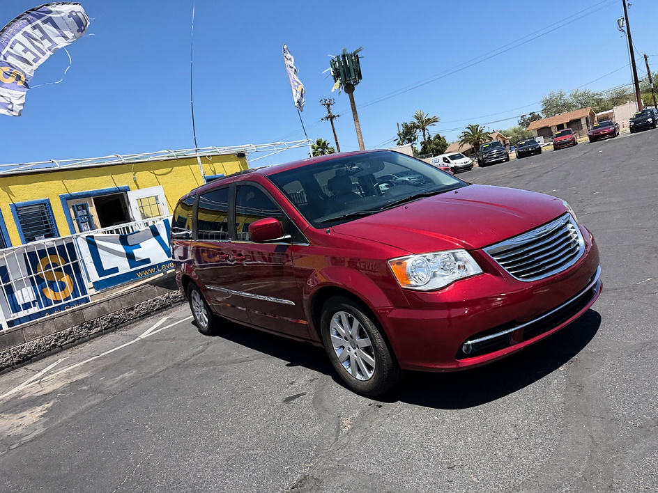 2013 Chrysler Town & Country Touring in Tucson, AZ — photo 8