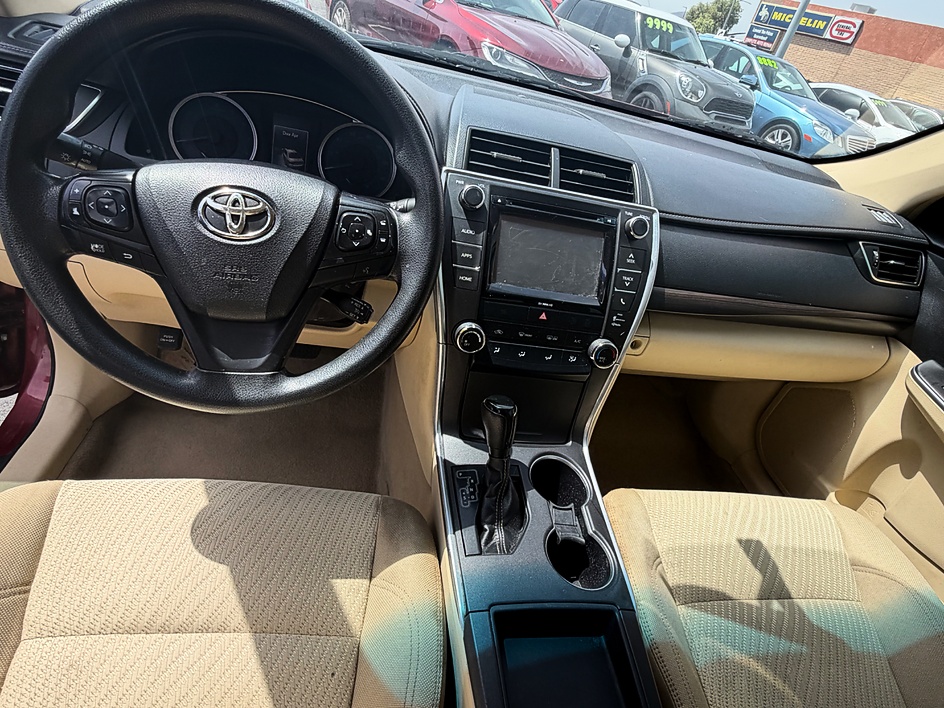2017 Toyota Camry SE in Tucson, AZ — photo 9