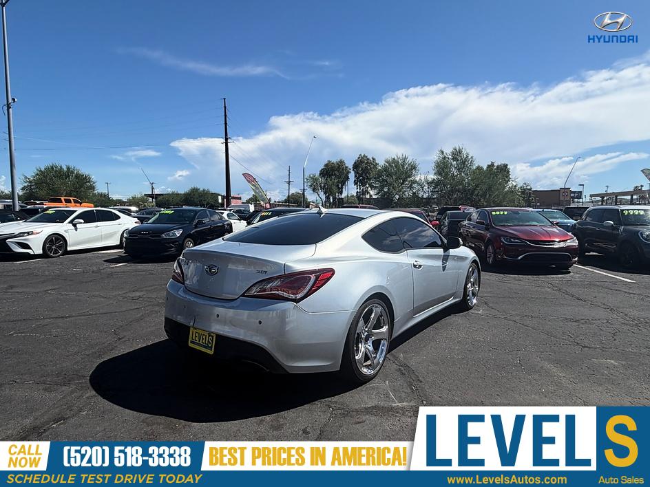 2013 Hyundai Genesis Coupe 3.8 Grand Touring in Tucson, AZ — photo 4