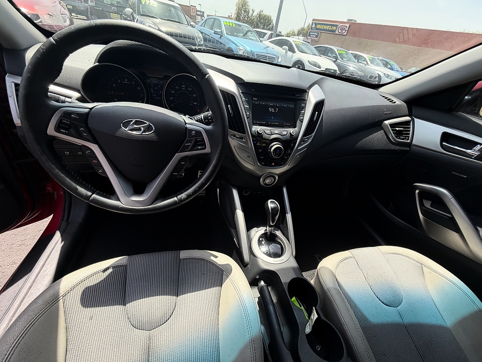 2012 Hyundai Veloster w/Gray Int in Tucson, AZ — photo 6