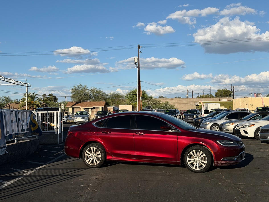 2016 Chrysler 200 Limited in Tucson, AZ — photo 6