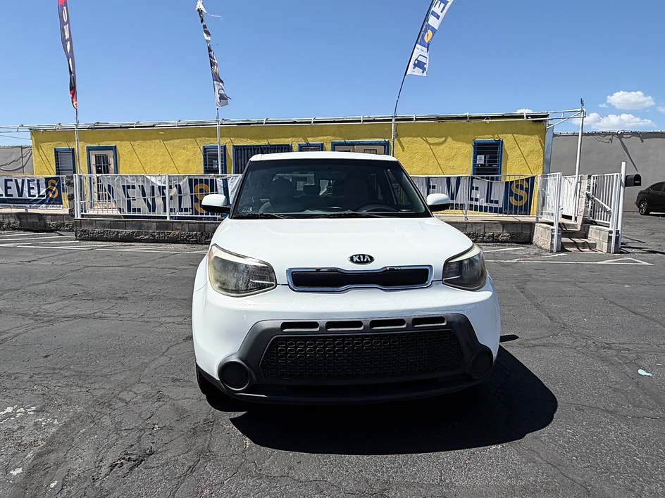 2015 KIA Soul Base in Tucson, AZ — photo 6