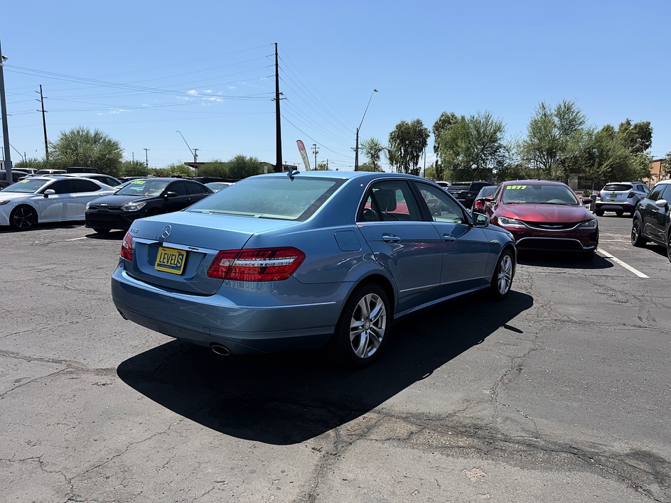 2011 Mercedes-Benz E 350 Luxury in Tucson, AZ — photo 3