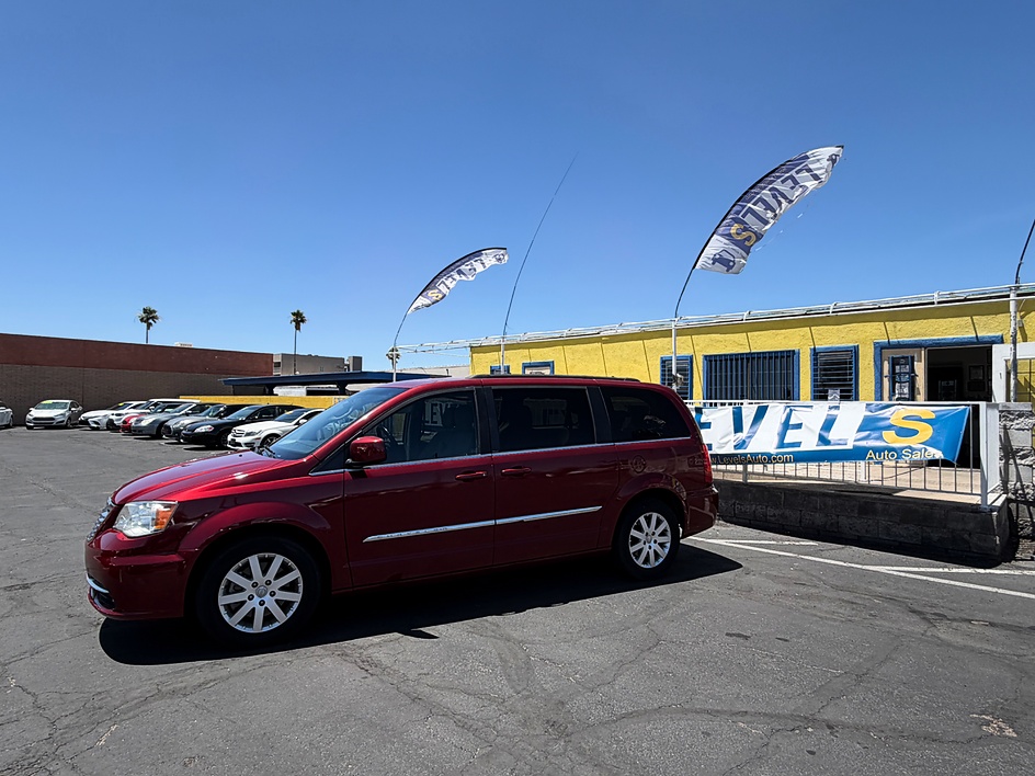 2013 Chrysler Town & Country Touring in Tucson, AZ — photo 7
