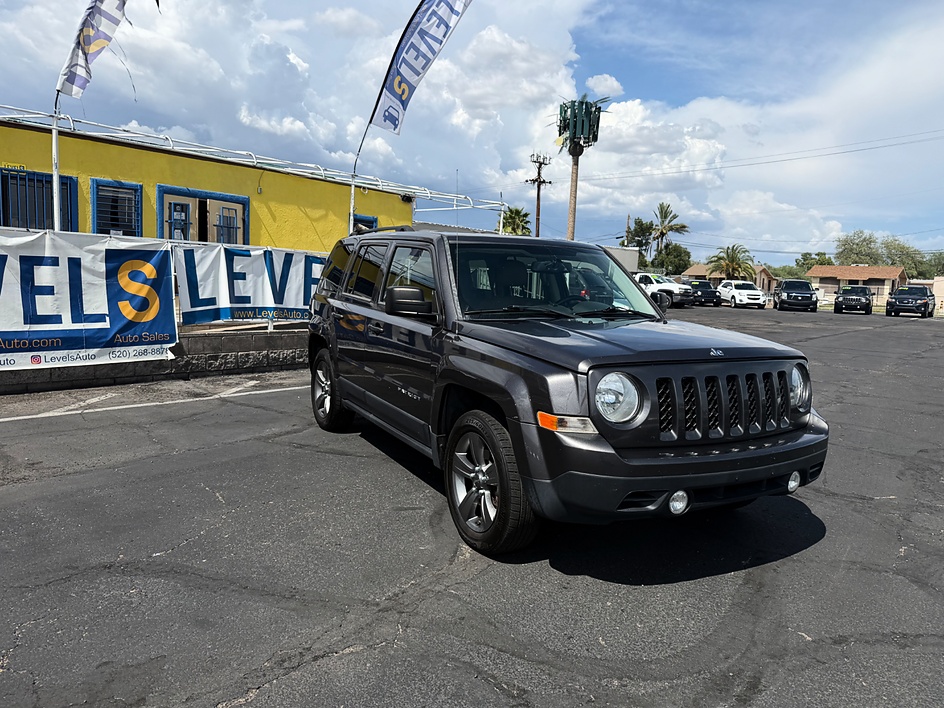2015 Jeep Patriot High Altitude Edition in Tucson, AZ — photo 10
