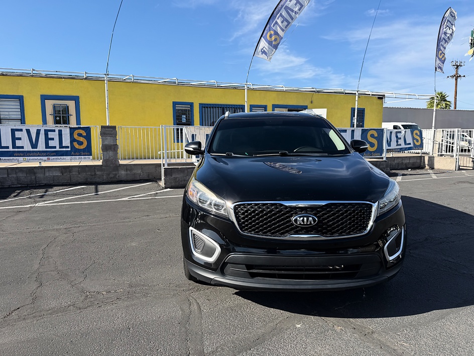 2018 KIA Sorento LX in Tucson, AZ — photo 8