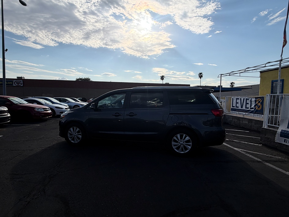 2016 KIA Sedona LX in Tucson, AZ — photo 4