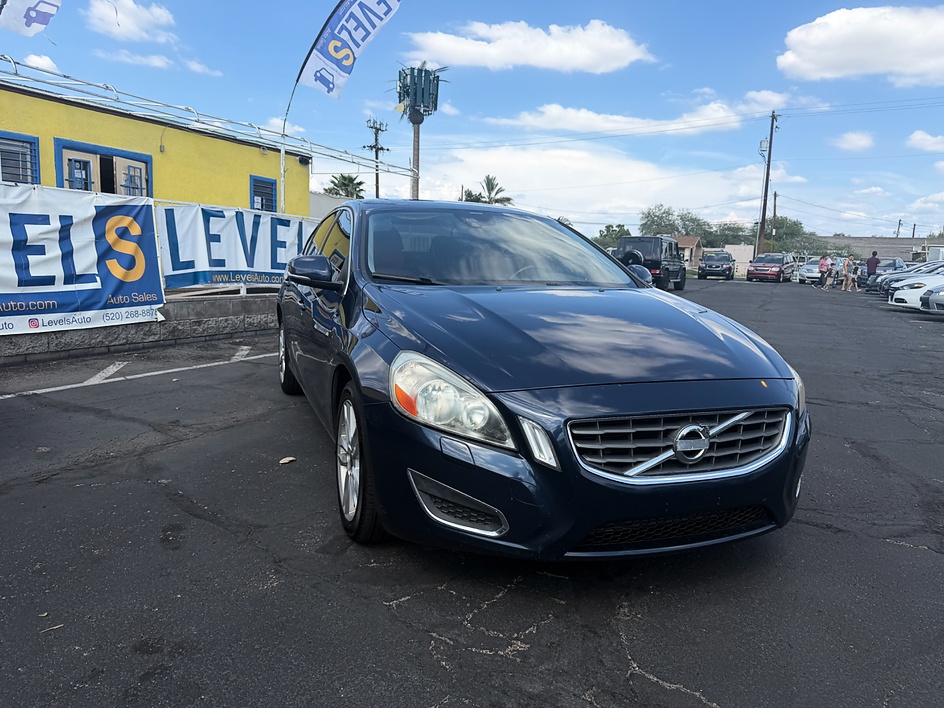 2013 Volvo S60 T5 Premier in Tucson, AZ — photo 8