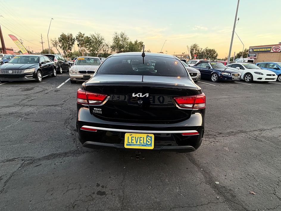 2022 KIA Rio LX in Tucson, AZ — photo 10