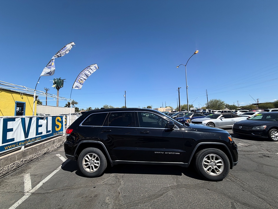 2019 Jeep Grand Cherokee Laredo in Tucson, AZ — photo 6