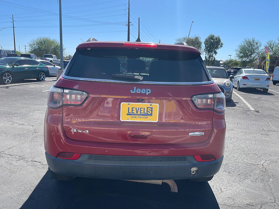 2018 Jeep Compass Latitude 4WD in Tucson, AZ — photo 5