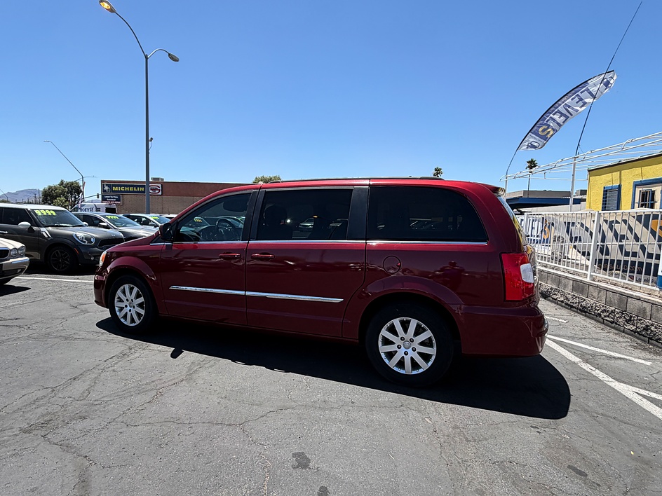 2013 Chrysler Town & Country Touring in Tucson, AZ — photo 5