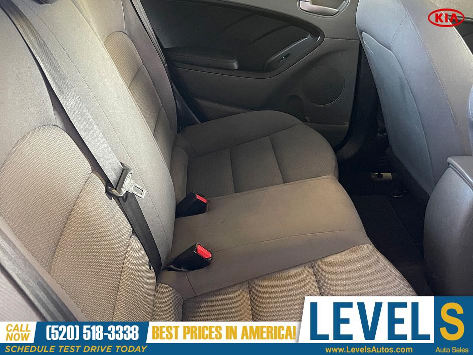 2017 KIA Forte LX in Tucson, AZ — photo 11