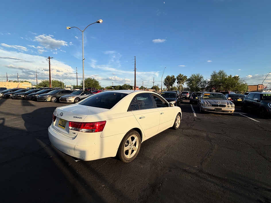 2007 Hyundai Sonata Limited in Tucson, AZ — photo 2