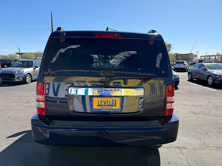 2012 Jeep Liberty Sport Latitude in Tucson, AZ — photo 6