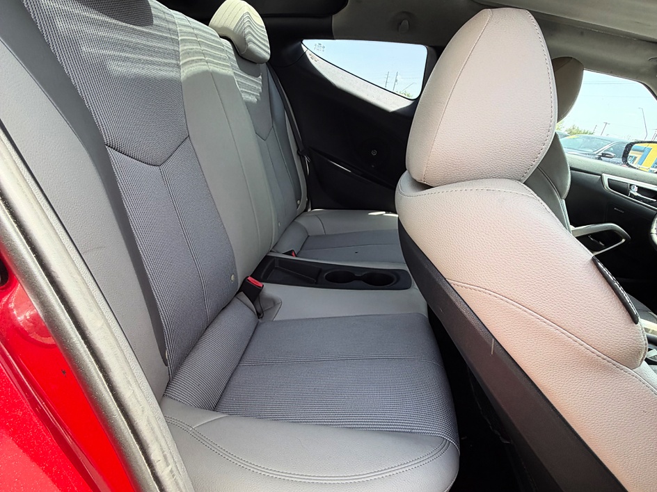2012 Hyundai Veloster w/Gray Int in Tucson, AZ — photo 10