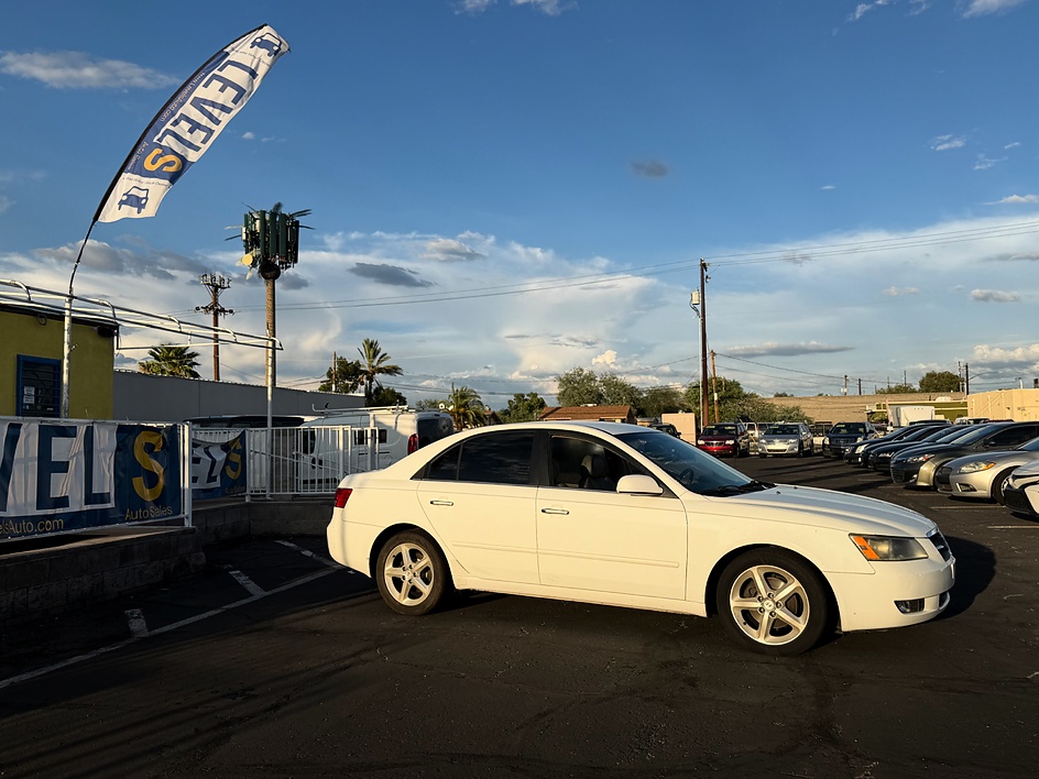 2007 Hyundai Sonata Limited in Tucson, AZ — photo 3
