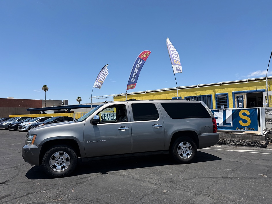 2007 Chevrolet Suburban LTZ 4WD in Tucson, AZ — photo 5